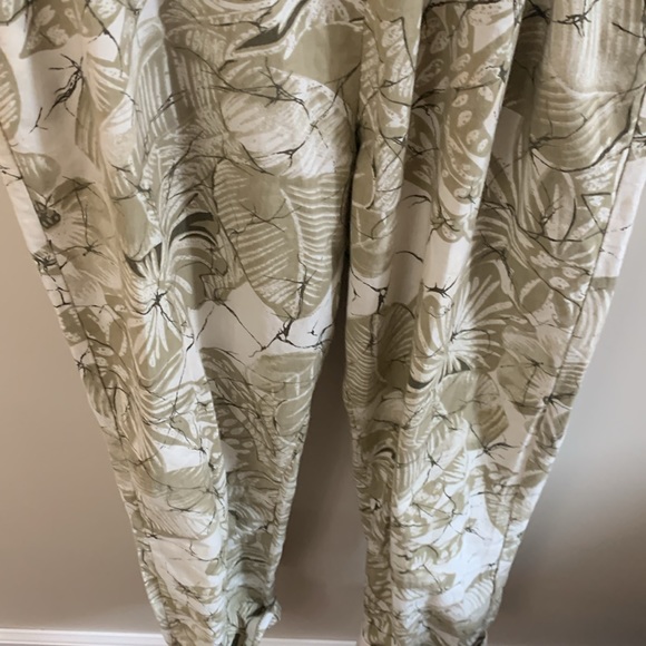 Jumpsuit by TAMI - Picture 4 of 8